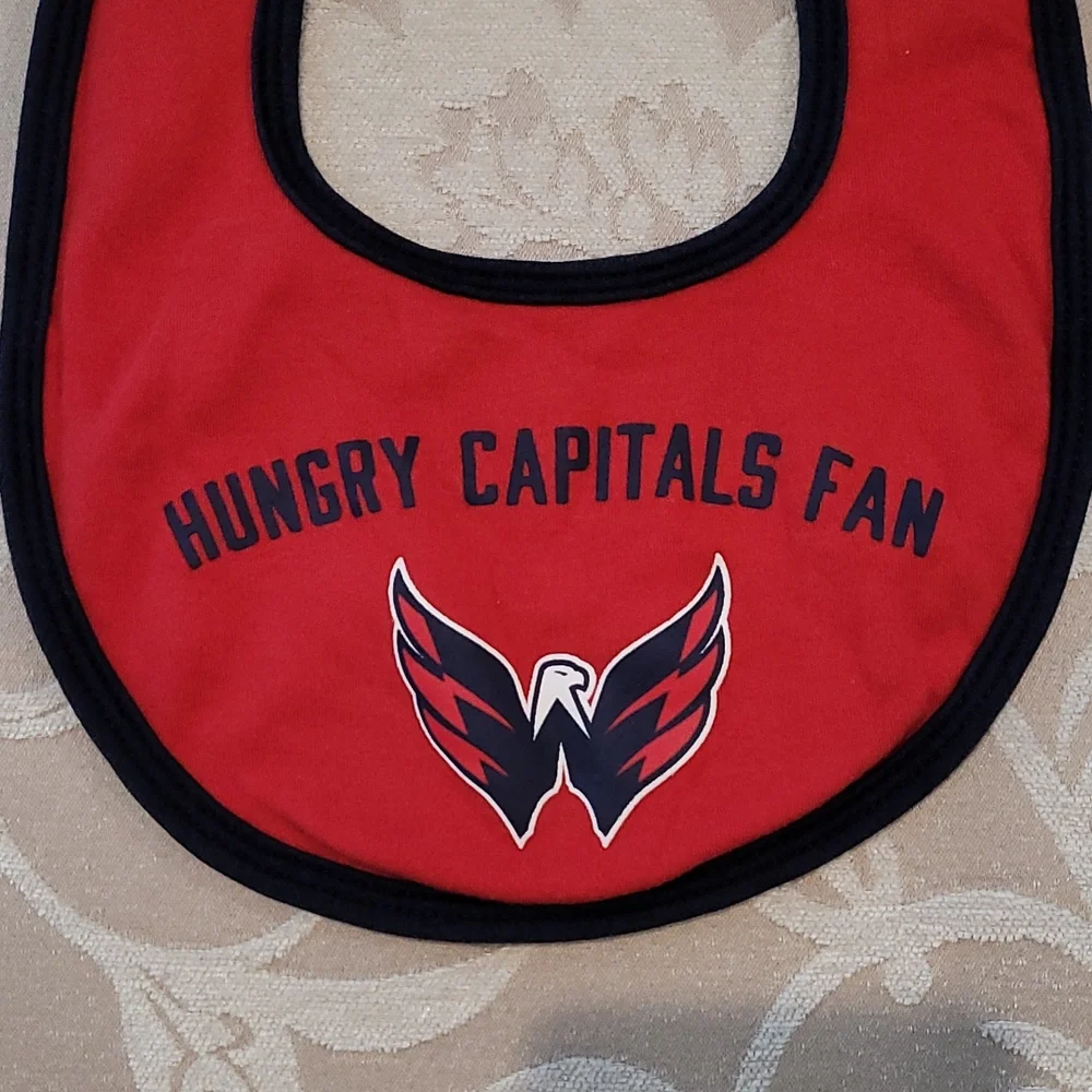 Hungry Capitals Fan Bib